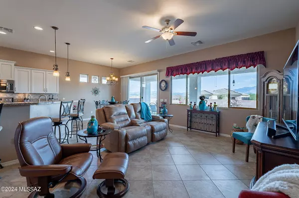 Green Valley, AZ 85614,764 N Camino Cerro La Silla