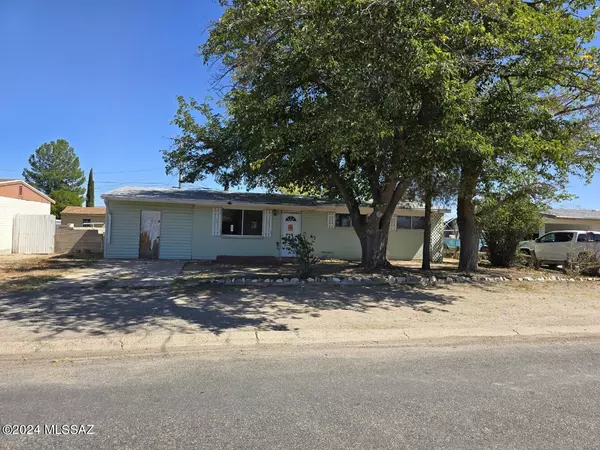 811 Douglas Avenue, Willcox, AZ 85643