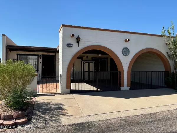 3064 Calle Pueblo, Green Valley, AZ 85622