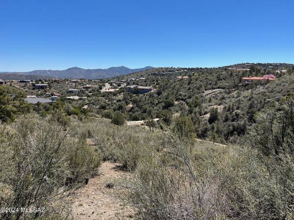 2715 Whispering Way Circle #555, Prescott, AZ 86303