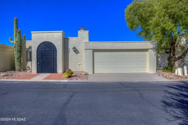 3383 N Mossy Brook Drive, Tucson, AZ 85712