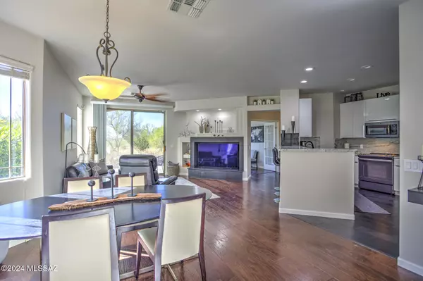 Oro Valley, AZ 85755,695 W Vistoso Highlands Drive #108