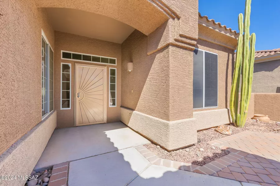 5122 W Desert Eagle Circle, Marana, AZ 85658