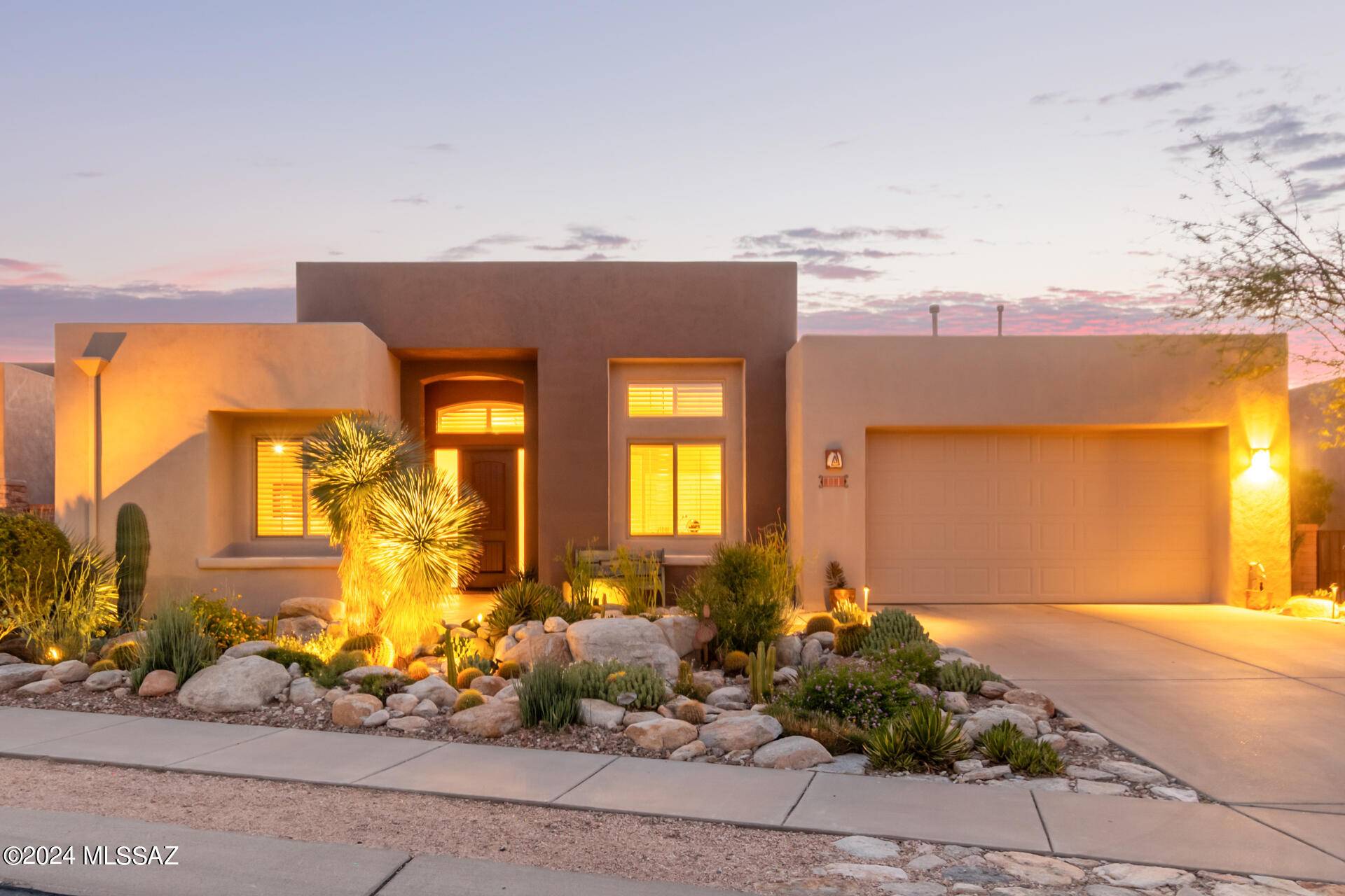 5015 N Bonita Ridge Avenue, Tucson, AZ 85750