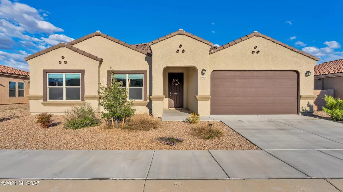 Sahuarita, AZ 85629,17839 S Whispering Glen Path