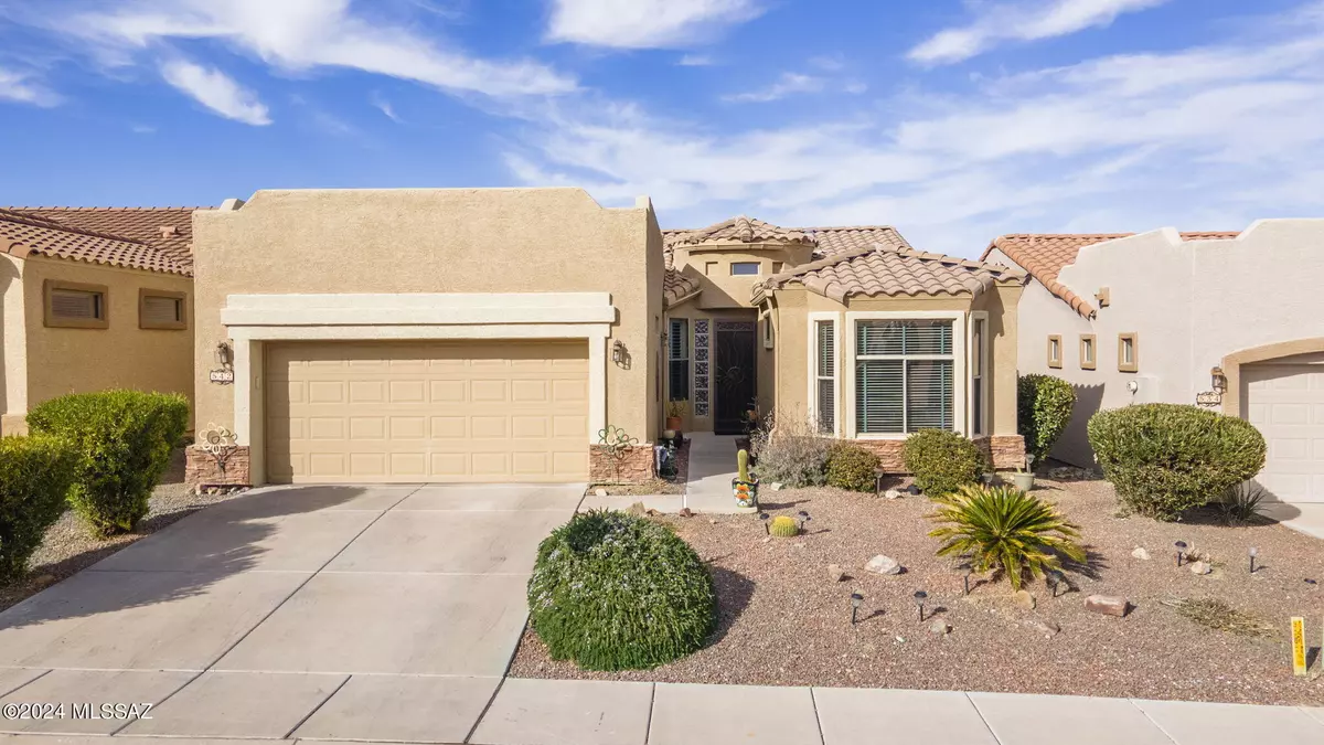 Green Valley, AZ 85614,542 W Shadow Wood Street