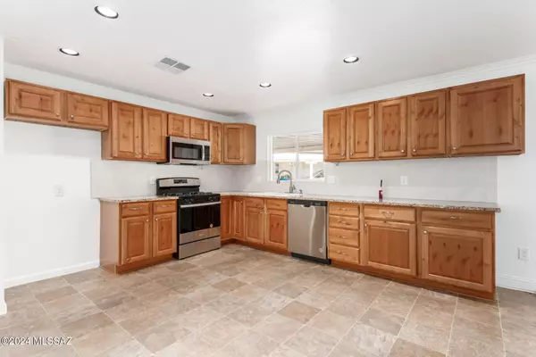 Green Valley, AZ 85614,267 W Olive Drive