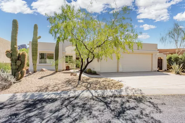 2101 S Double Circle Drive, Tucson, AZ 85713