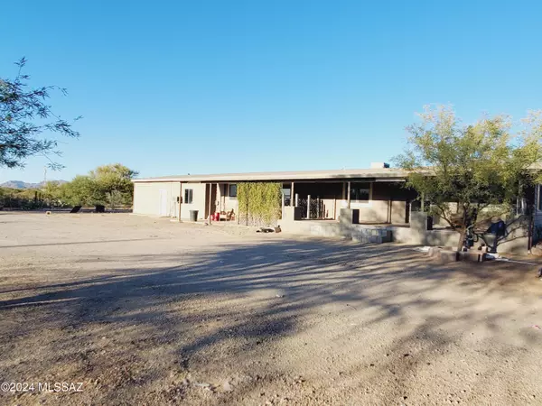 7970 W Bopp Road, Tucson, AZ 85735