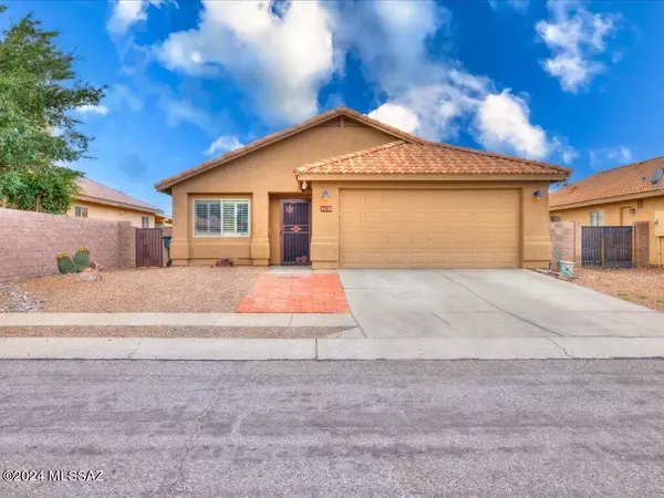 9436 E Pale Blue Topaz Lane, Tucson, AZ 85747