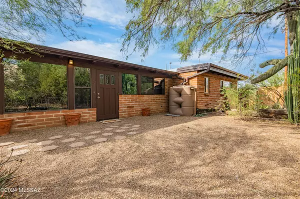 250 W Old Ina Road, Tucson, AZ 85704