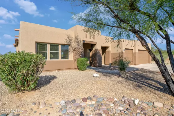 Oro Valley, AZ 85755,12009 N Washbed Drive