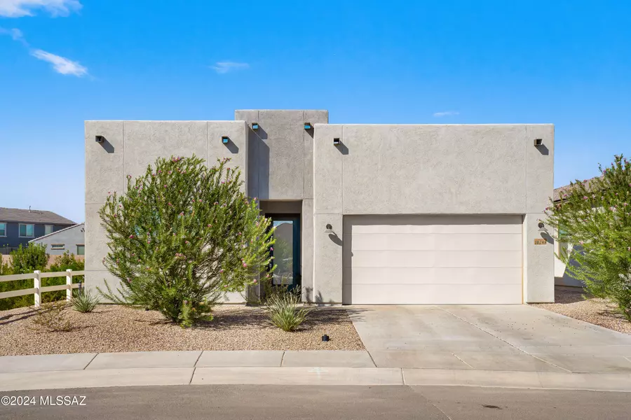 10798 W Whitehall Drive, Marana, AZ 85653