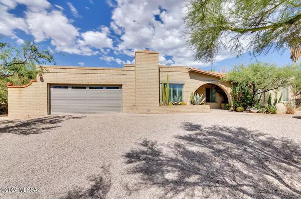 3565 E Marshall Gulch Place, Tucson, AZ 85718