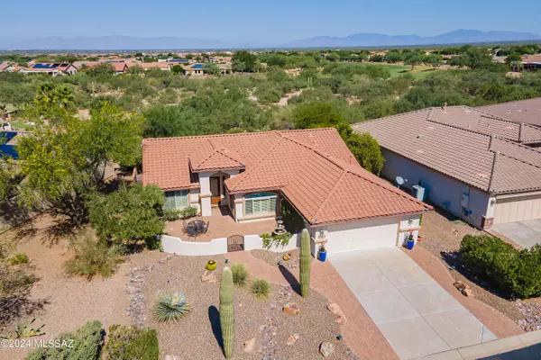 2425 E Glen Canyon Road, Green Valley, AZ 85614