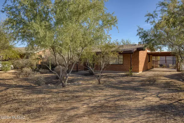 1240 E Allen Road, Tucson, AZ 85719