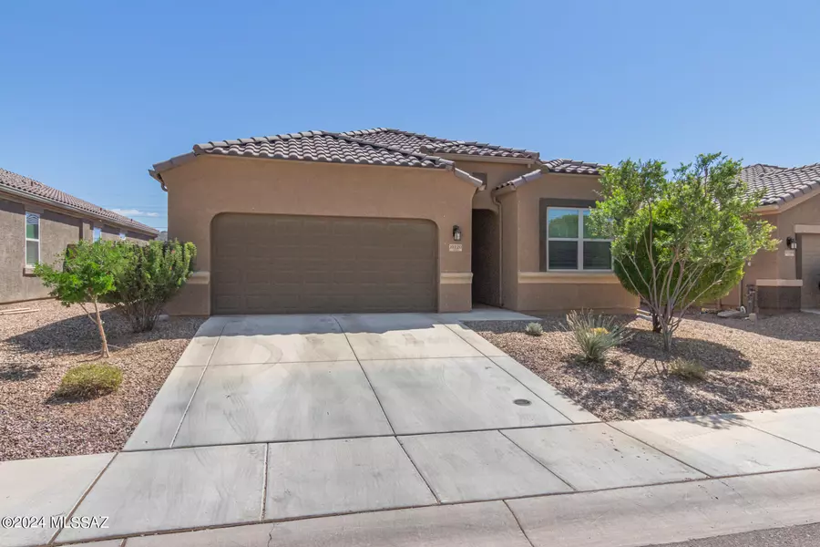 10220 N Crooked Peak Trail, Marana, AZ 85653