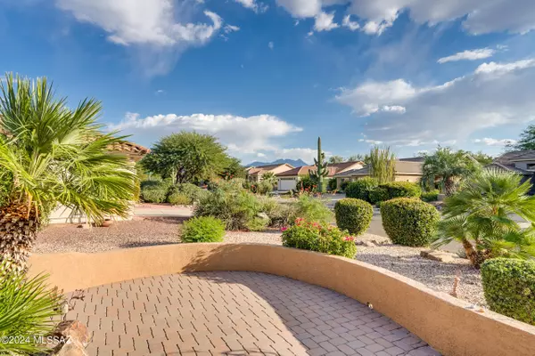 Green Valley, AZ 85614,2051 E Desert Fox Drive