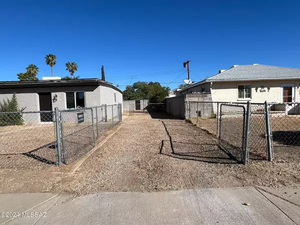 Tucson, AZ 85713,3743 E March Place