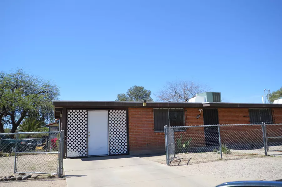 1703 N Fremont Avenue, Tucson, AZ 85719