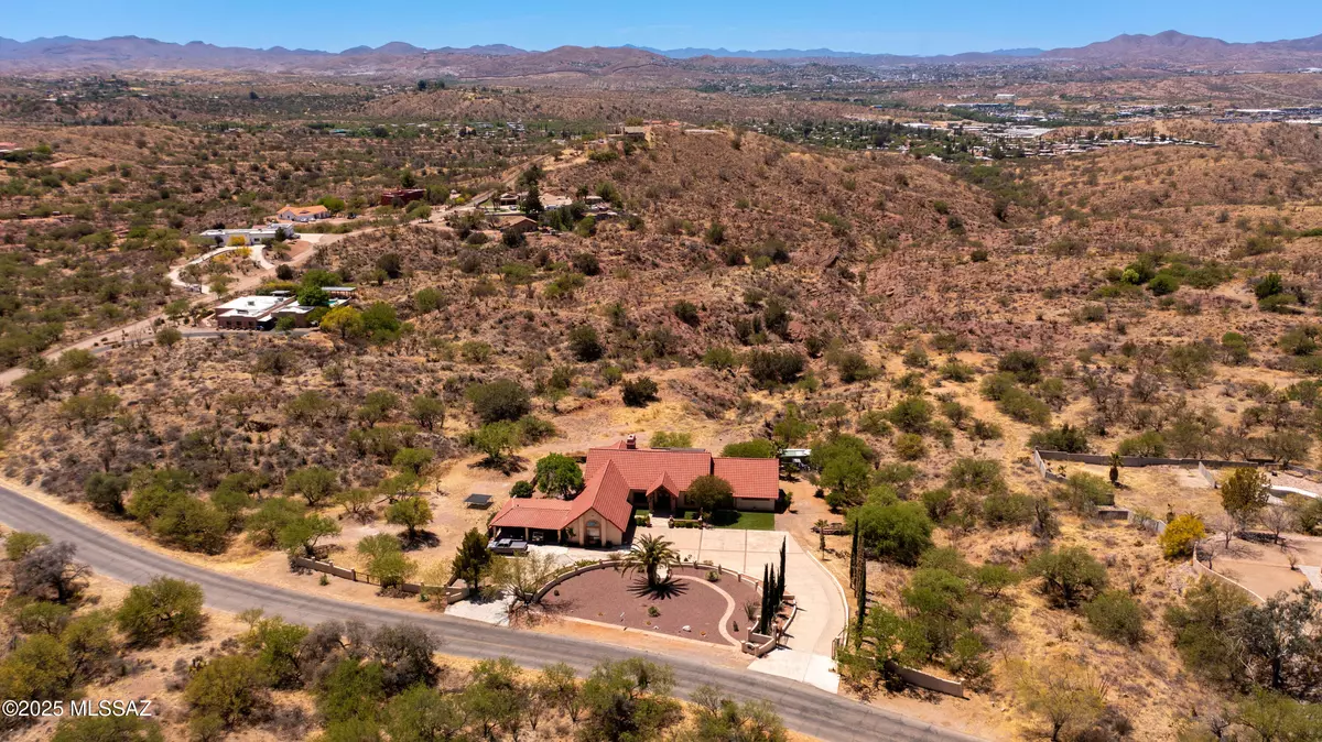 Nogales, AZ 85621,882 E Vista del Cielo