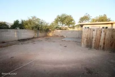 3427 E Flower Street Street, Tucson, AZ 85716