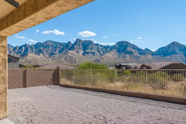 Oro Valley, AZ 85737,994 E Silver Ray Drive