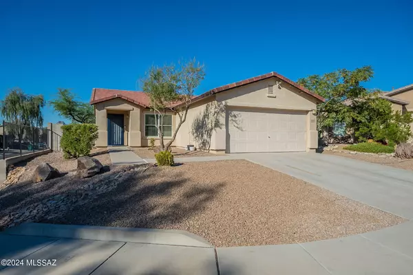 5706 W King Snake Drive, Tucson, AZ 85742