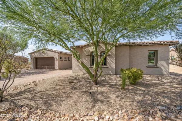 Tucson, AZ 85737,11851 N Luzon Court