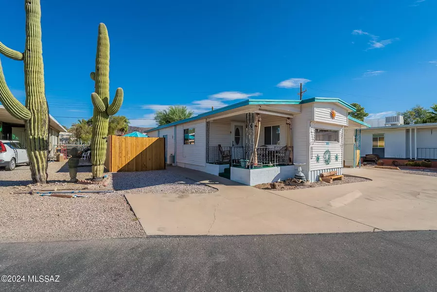 5772 W Bar X Street, Tucson, AZ 85713