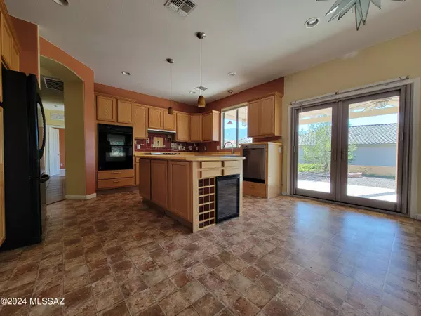 Saddlebrooke, AZ 85739,37760 S Desert Sun Drive