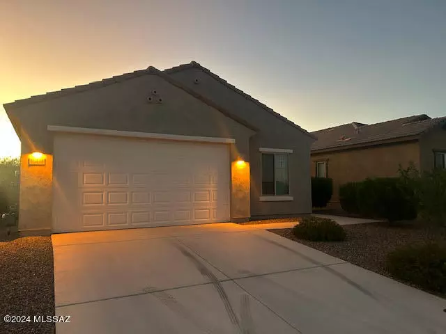 Sahuarita, AZ 85629,16444 S Paseo Badajo