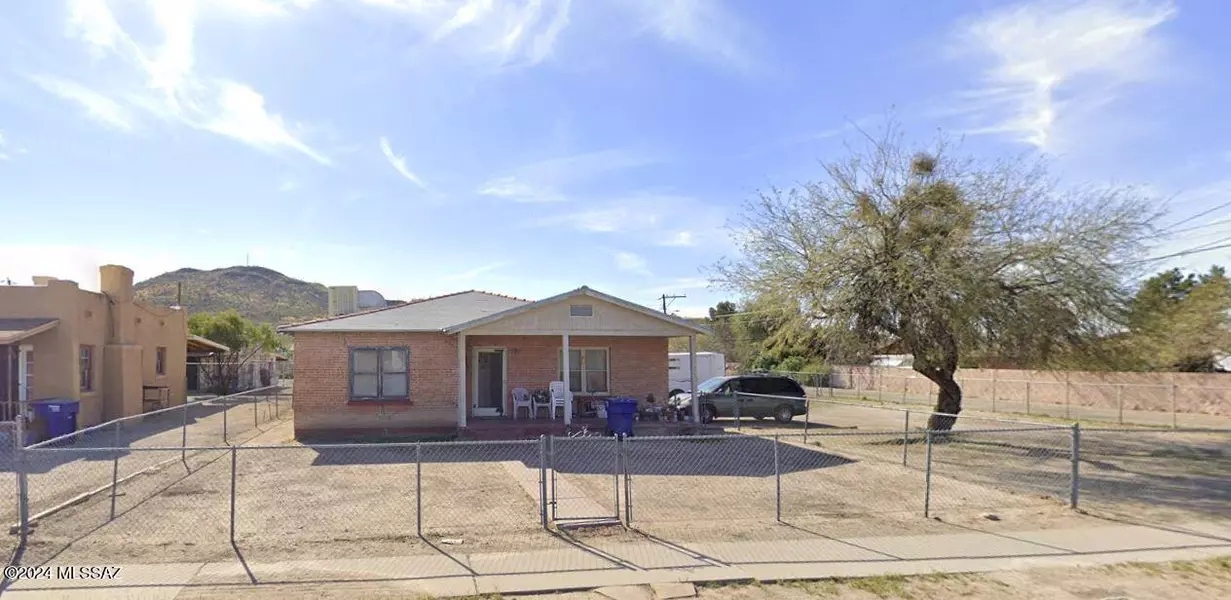 28 S Palomas Avenue, Tucson, AZ 85745