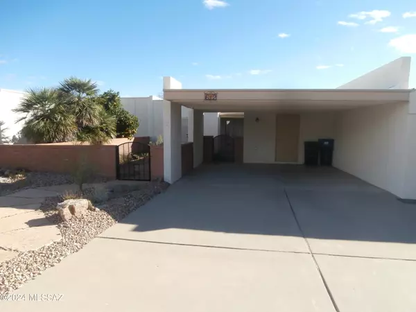 Green Valley, AZ 85614,612 W Rio San Pedro