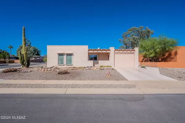 Green Valley, AZ 85614,1530 S San Carla