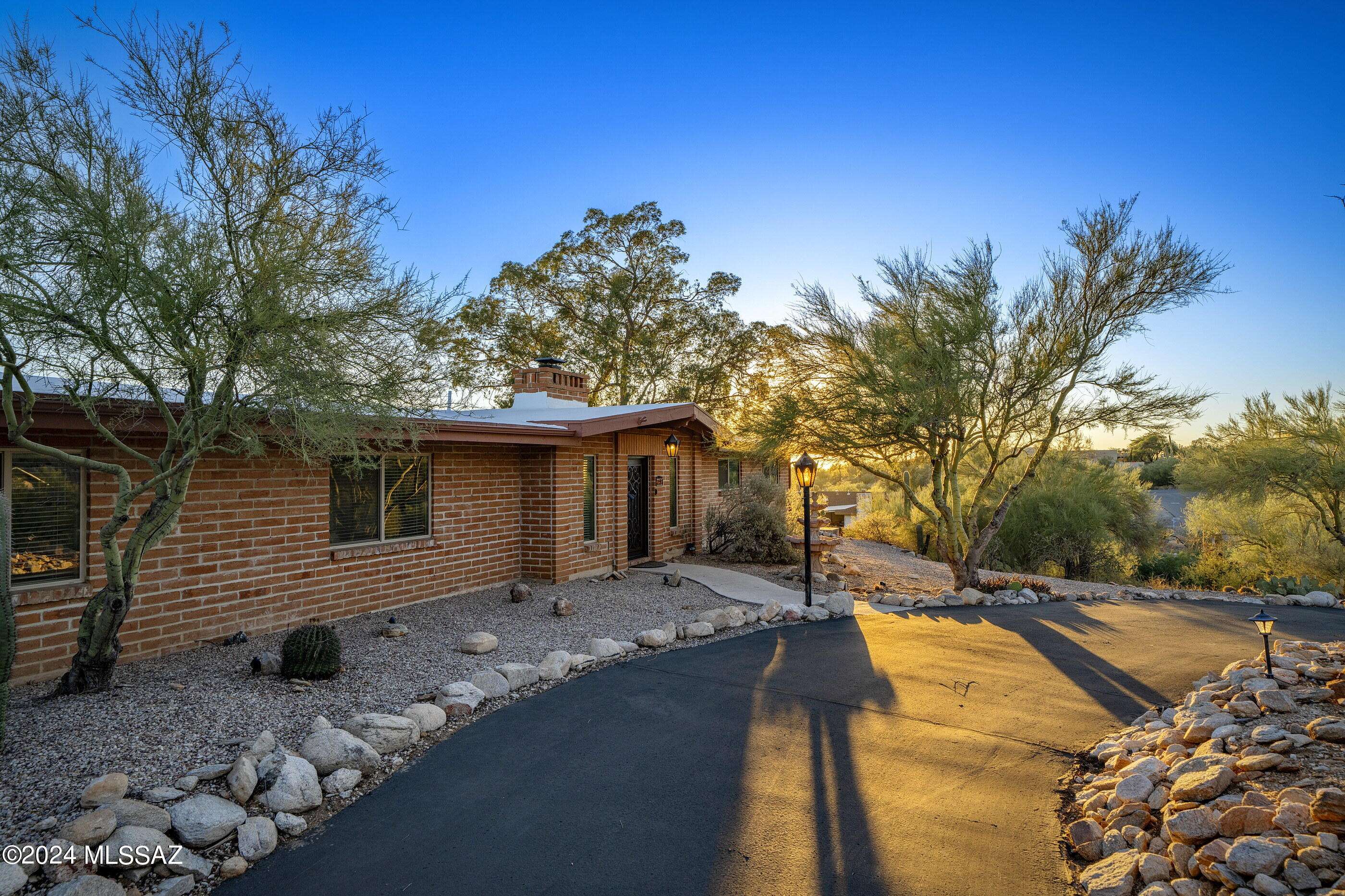 740 E Chula Vista Road, Tucson, AZ 85718