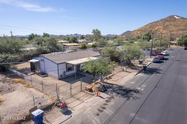 865 W Green Street, Tucson, AZ 85745