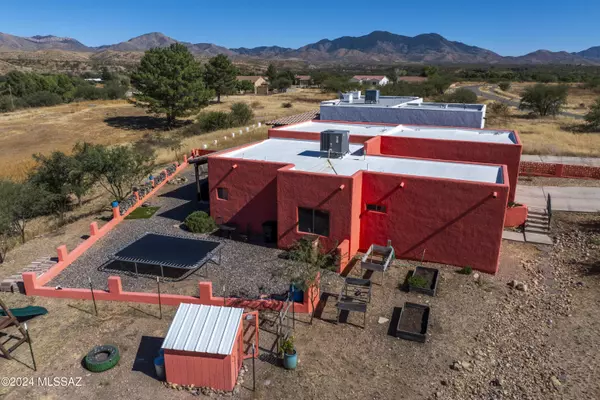 Nogales, AZ 85621,6 Lacey Court