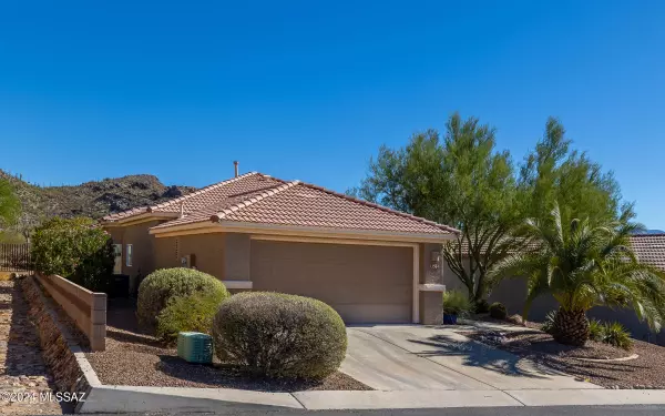 13584 N Holly Grape Drive, Marana, AZ 85658