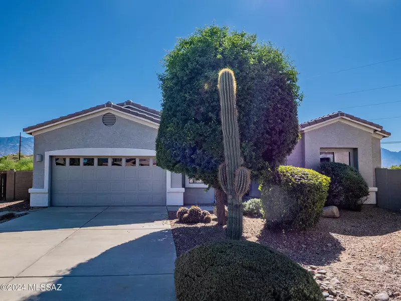 40153 S Ridgeline Court, Tucson, AZ 85739