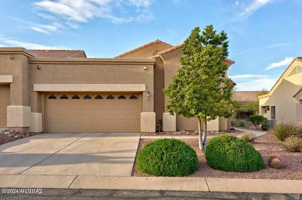 Green Valley, AZ 85614,490 W Aspenwood Street