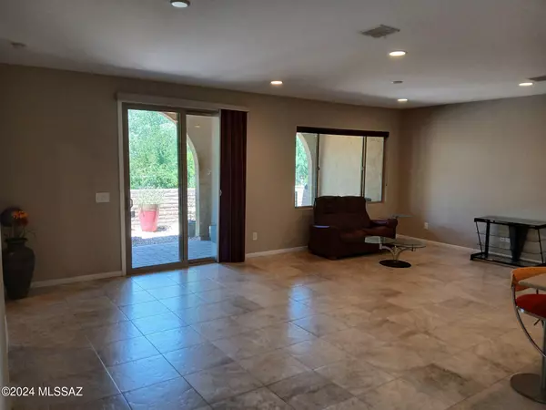 Green Valley, AZ 85614,1075 N Echo Ranch Drive