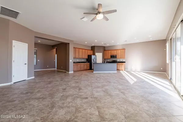 7175 W Dupont Way, Tucson, AZ 85757