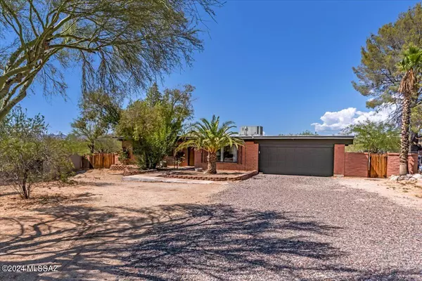 612 W Placita De La Poza, Tucson, AZ 85704