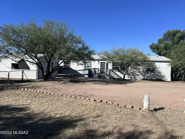 Benson, AZ 85602,566 N Cherokee Trail