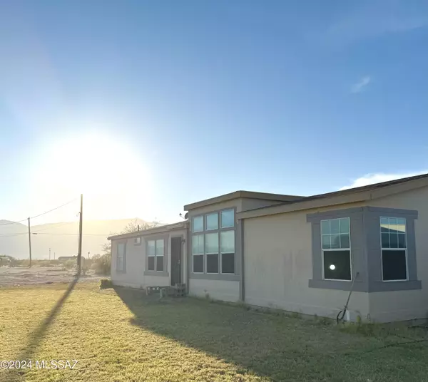 3660 E Nightstar Lane, Safford, AZ 85546