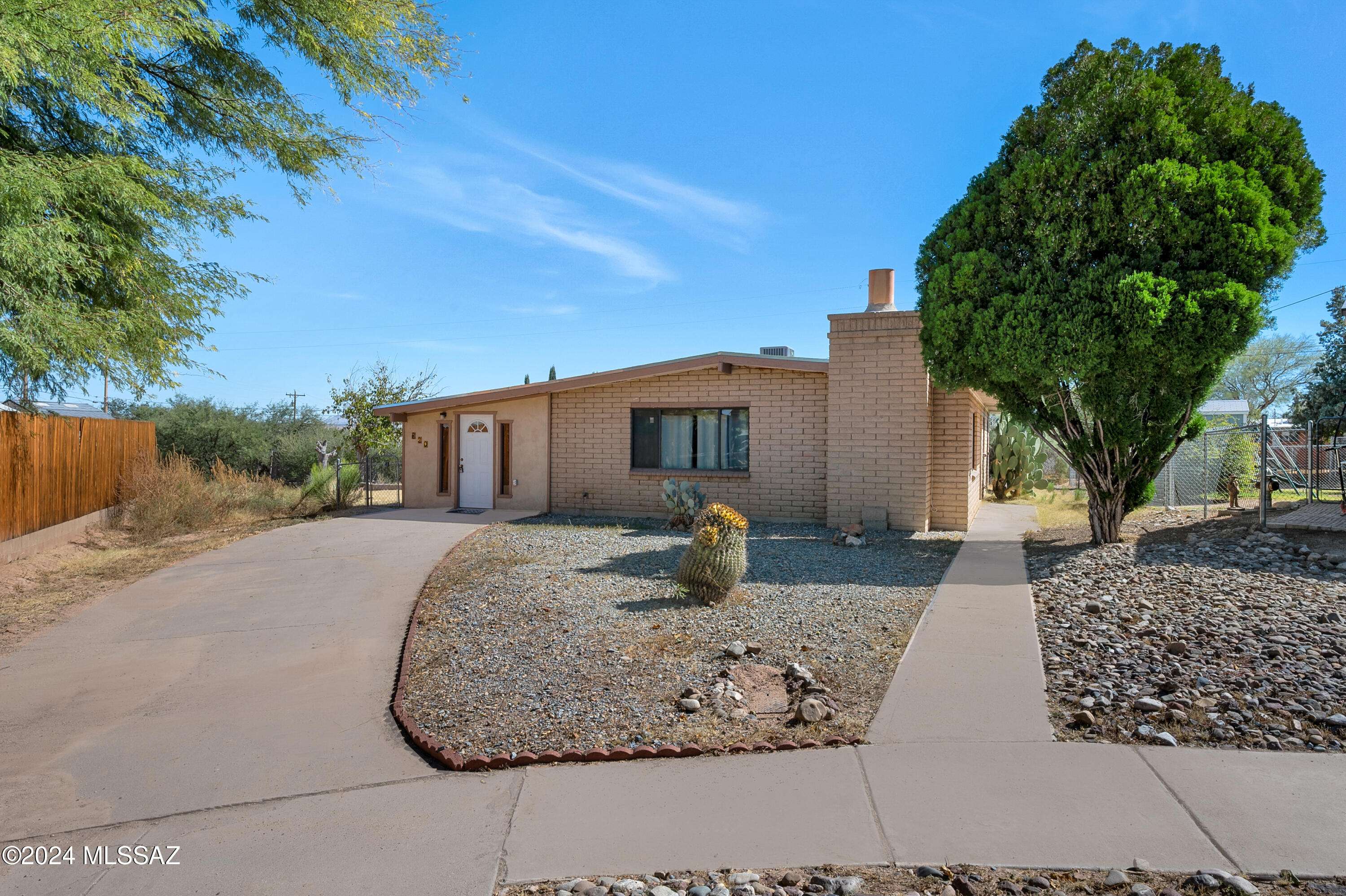630 E San Pedro Circle,  Benson,  AZ 85602