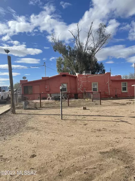 7041 S Headley Avenue, Tucson, AZ 85746