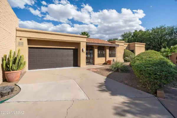 5062 E South Regency Circle, Tucson, AZ 85711