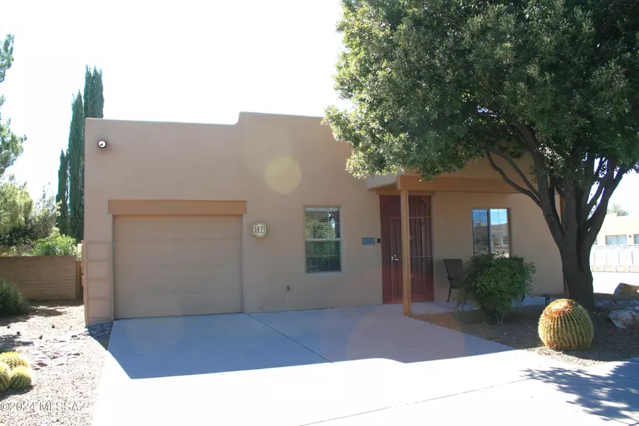 3971 S Camino Del Golfista, Green Valley, AZ 85614